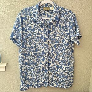 Liz Claiborne Blue Floral Shirt